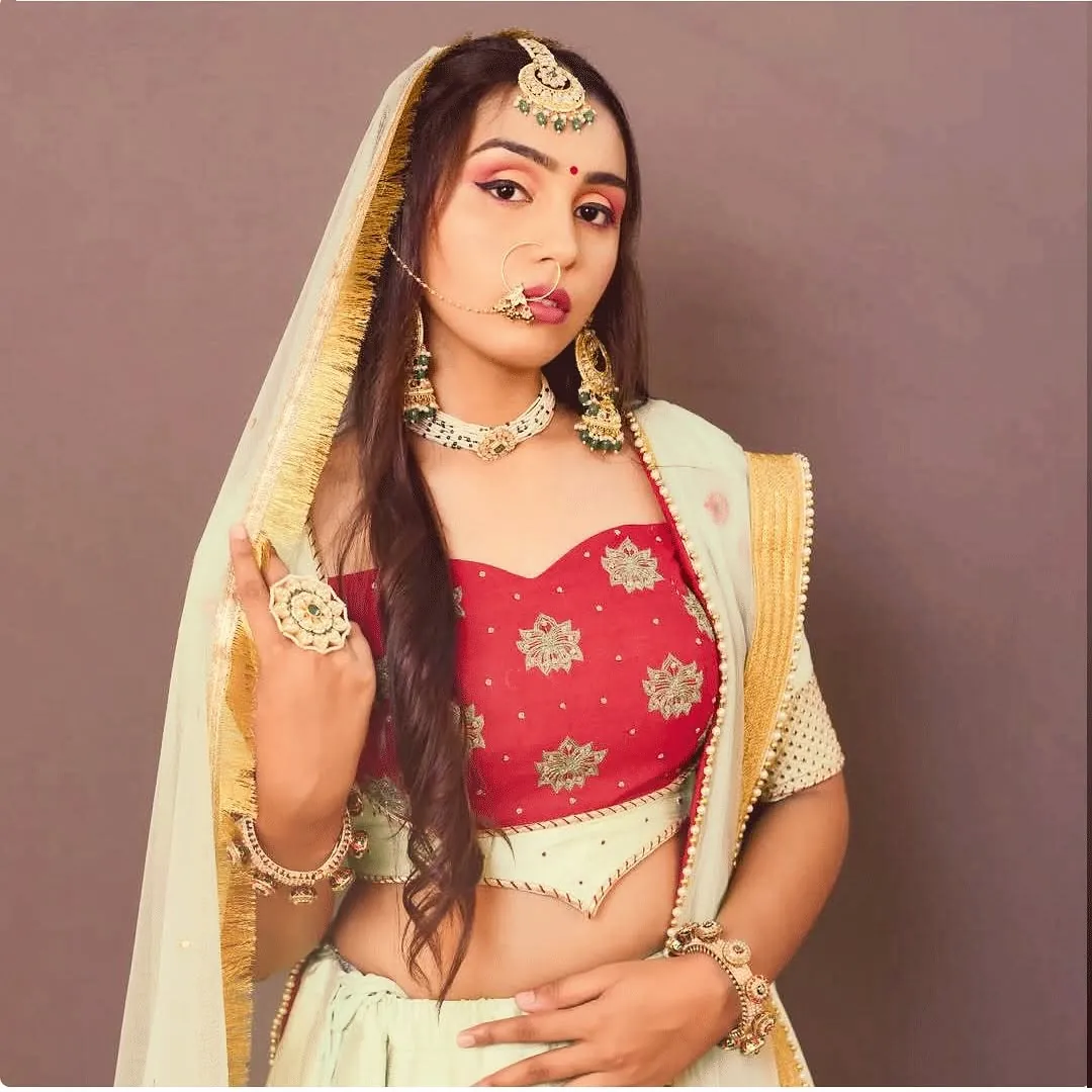 Maroon Ode Lehenga